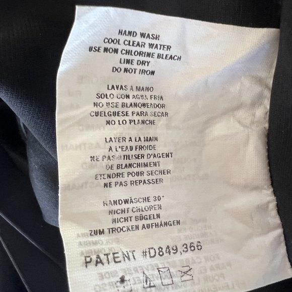 MIRACLESUIT One-Piece Swimsuit size 8 - Picture 12 of 12